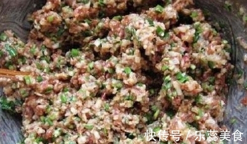 生油|拌饺子馅时用生油还是熟油?很多人没搞明白,难怪饺子吃起来不香