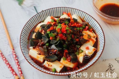 一日三餐|春节家宴,这道凉菜一上桌,全家都爱吃,做法才2分钟