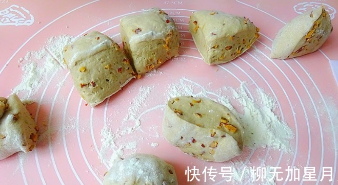 苏打水|自从学会做这样的馒头,孩子隔三差五点名要,暄软甜润,真好吃!