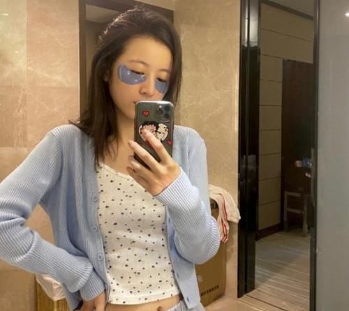 2021外套这样搭，真的太时髦了，超好看！