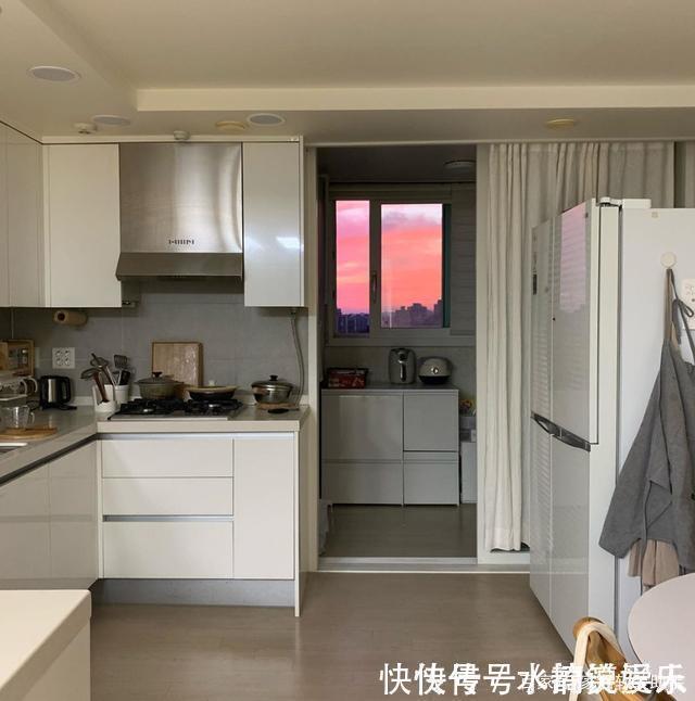收纳|邻居家看起来“空荡荡”,却引来无数邻居羡慕,看完后悔装修早了
