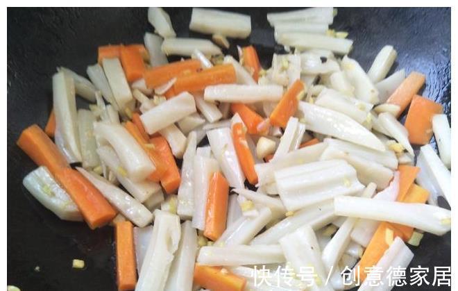 秋天|秋天就要多吃莲藕，想要炒得不发黑，教你详细方法，莲藕白又脆