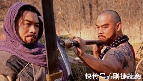 武功!水浒传中,他武功完胜秦明、董平,征战方腊时却没等出手就死了!