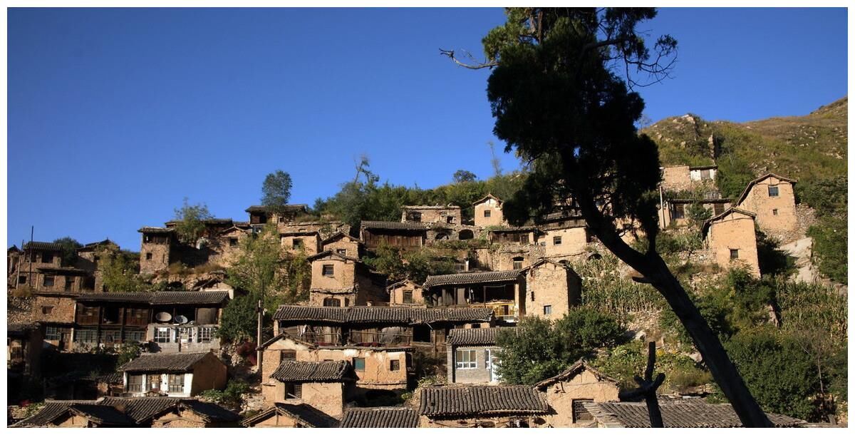 藏在太行山深处的千年古村，兴盛时有600人，如今仅剩11位老人