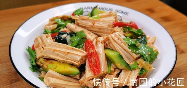 腐竹|泡腐竹时,用热水还是凉水?教你正确的做法,柔韧入味,鲜香开胃