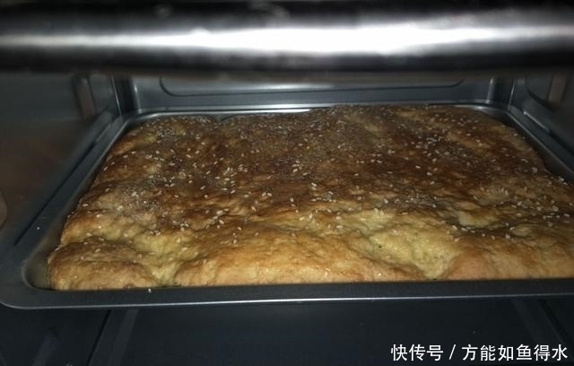 大饼干|这种饼干是有多好吃,小孩竟然吃睡着了,快看你吃过吗?