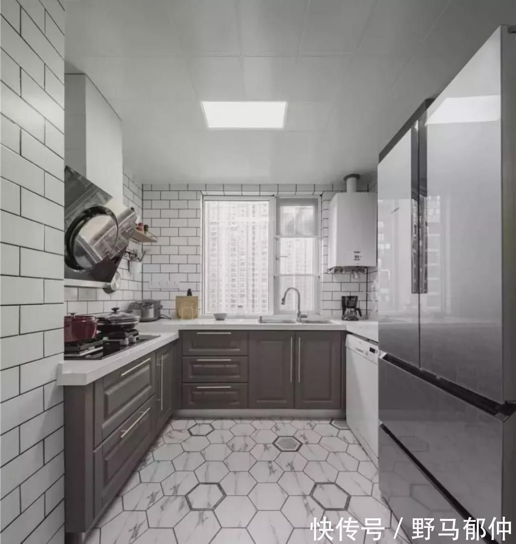 高低台|越来越多人厨房都做高低台,现在流行这么装,好看又实用