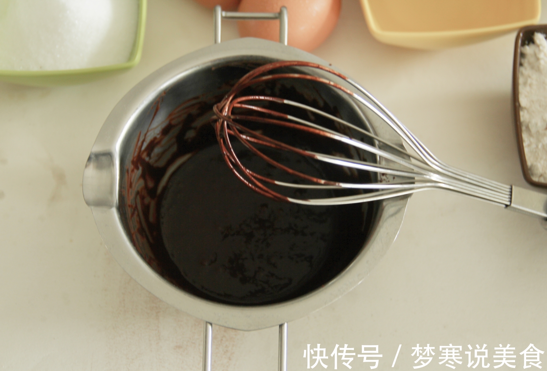 斑马纹戚风面包的制作方法，美味好吃，简单好做