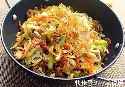 美食|女性过了30岁,推荐多吃三种美食,美白肌肤,增强皮肤弹性