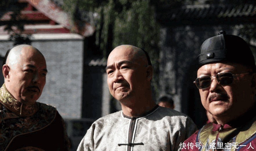 哑口无言|乾隆戏少女,少女出上联“氷冷酒,一点两点三点”,乾隆哑口无言!