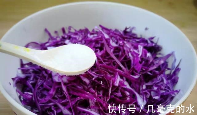 小面|冬季,这菜正鲜嫩,维C含量极高,没精神多吃点,气色好了显年轻!