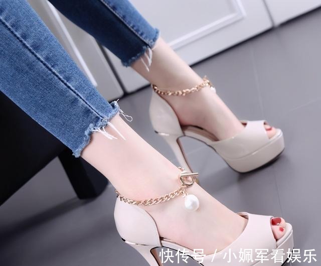 婚礼|婚礼不穿“恨天高”,是想后悔一辈子么