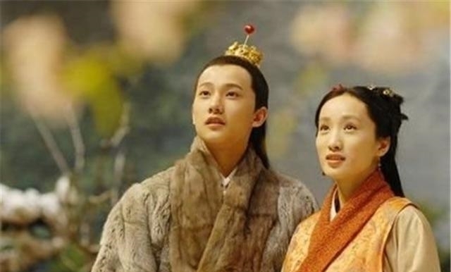 云雨|红楼梦：说来奇怪的是，和主子云雨许久的她们为何一个个都怀不上