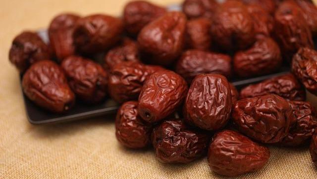 月经量少|正常的月经，有3个标准，希望你符合，月经三天就完事，正常吗