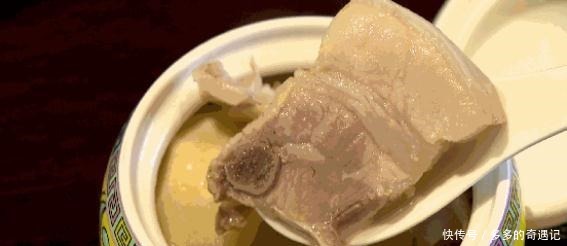  一盅温暖的五件子，一碗苏式拌面组合在一起，吃苏式面品五件子