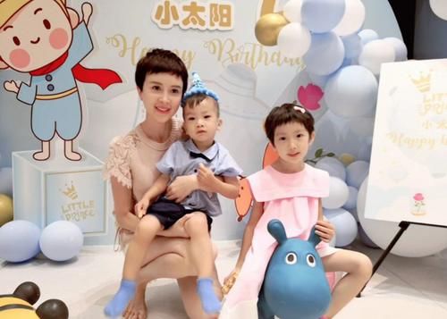 金巧巧遭淘汰自侃翻红失败，后悔来节目，录300小时镜头仅几分钟