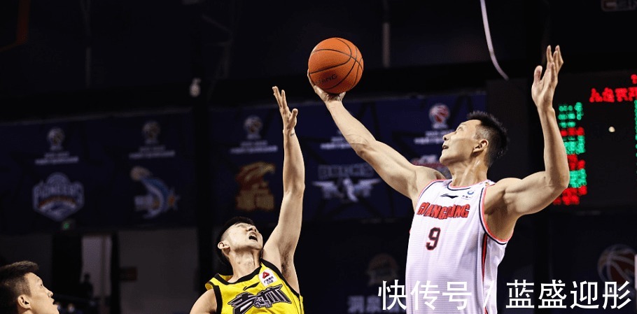 杜锋|易建联宝刀未老!轰25+16率领广东男篮击败吉林,杜锋拍手叫好!