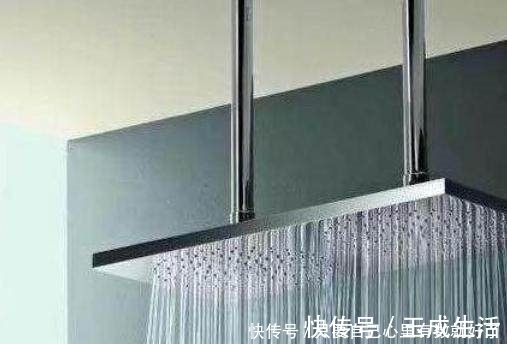 卫生间|越来越少人卫生间挂墙式花洒,流行这种新型花洒,想拆了我家重装
