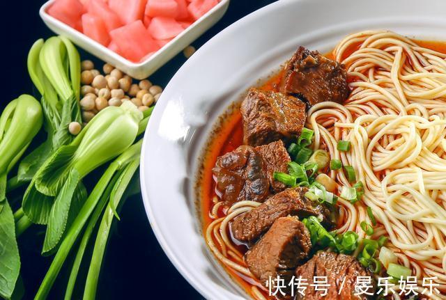 面包|5种主食,糖尿病人尽量少碰,若不当回事,打胰岛素血糖也难降