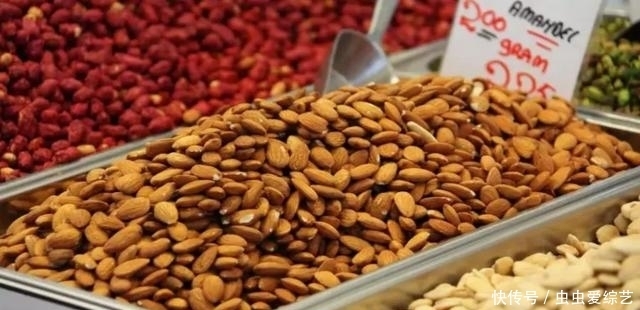 每天吃一点坚果，明目补肾、缓解便秘，但有三种人要慎吃