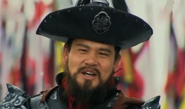 排名第十九的梁山好汉与秦明不分高下,面对关胜仅支撑十个回合