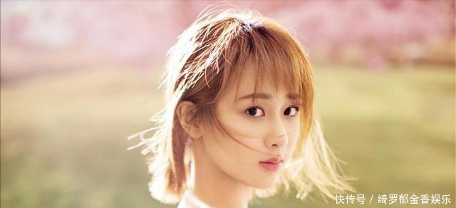 娜扎|杨紫新综艺路透曝光,仙女风和民国风任意切换,却意外撞衫娜扎!