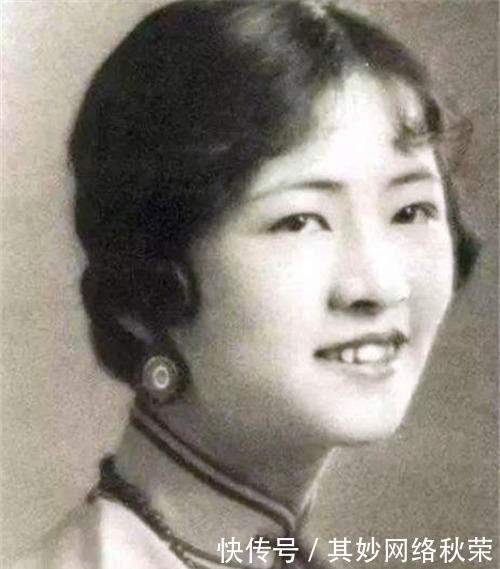 儿子仅差2分考上清华,母亲不信提出复查,考卷上1句话让她清醒