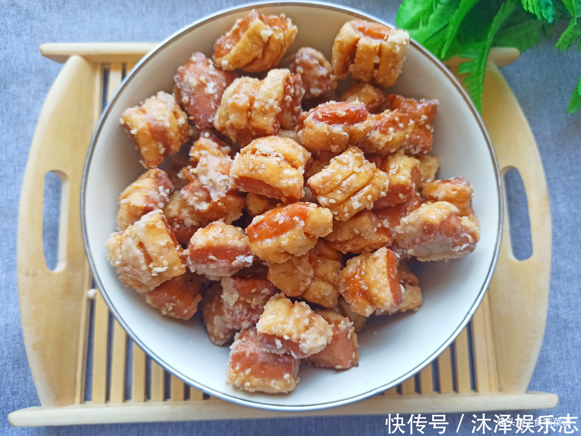 芝麻|15年前最火的零食,小时最爱,不夸张地说我的蛀牙,全拜它所赐