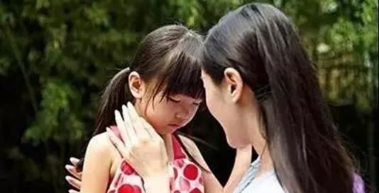 后脑勺|8岁男孩被妈妈打进医院,孩子的“生命线”,父母再生气也不能打