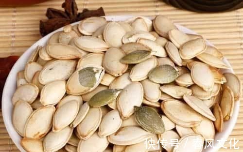 卵白质|女性过了50岁,常吃几种食物,排毒抗衰,疏通血管,促进新陈代谢