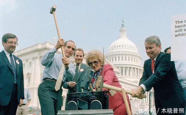 对付|用了3招,40年前美国赢得对日芯片战争,如今对付华为用上了第4招