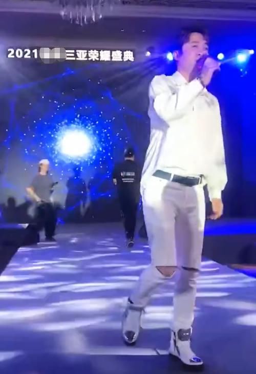 《星光大道》冠军现状：走穴、商演、销声匿迹，明星梦碎徒留凄凉