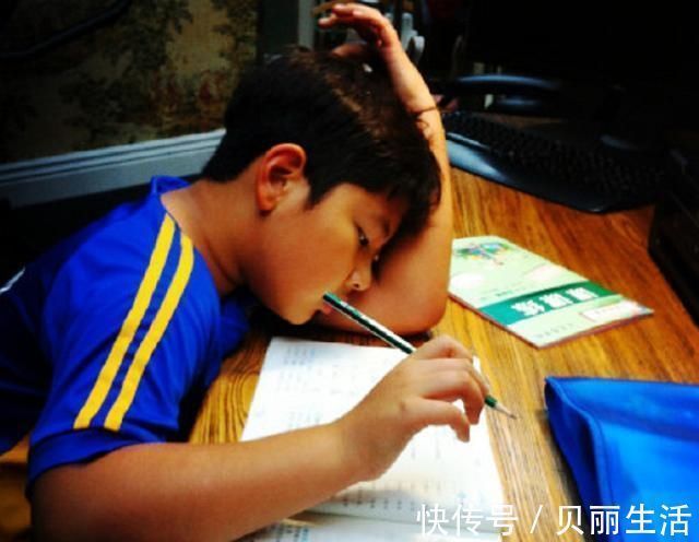 女儿|“我女儿都没睡,你睡什么?”宝爸深夜质问老师,家长们纷纷附和