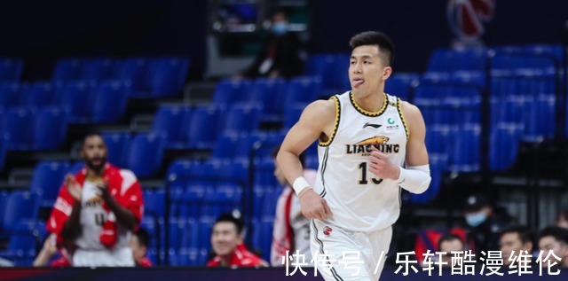 瑞思拜|郭艾伦老板帅气!复仇广东后请吃海鲜大餐,高诗岩无奈吐槽