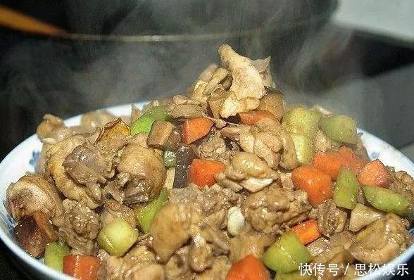 炒鸡块|73岁奶奶炒鸡肉,不用水不用料,只需这样做,肉质香软入味!
