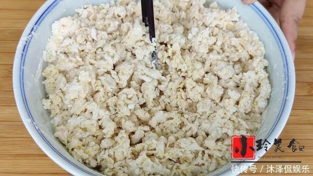 柔软|教你面包新做法,不用烤箱不用电饭煲,香甜柔软还拉丝,香极了