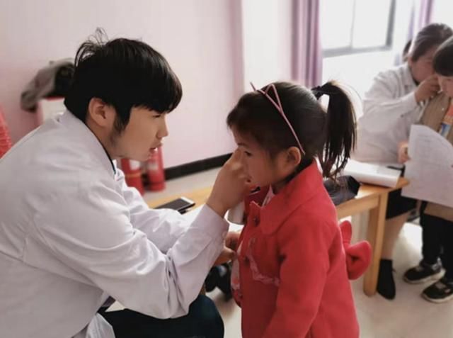 发育|孩子出现这几个表现,暗示进入“猛涨期”,父母要替孩子把握