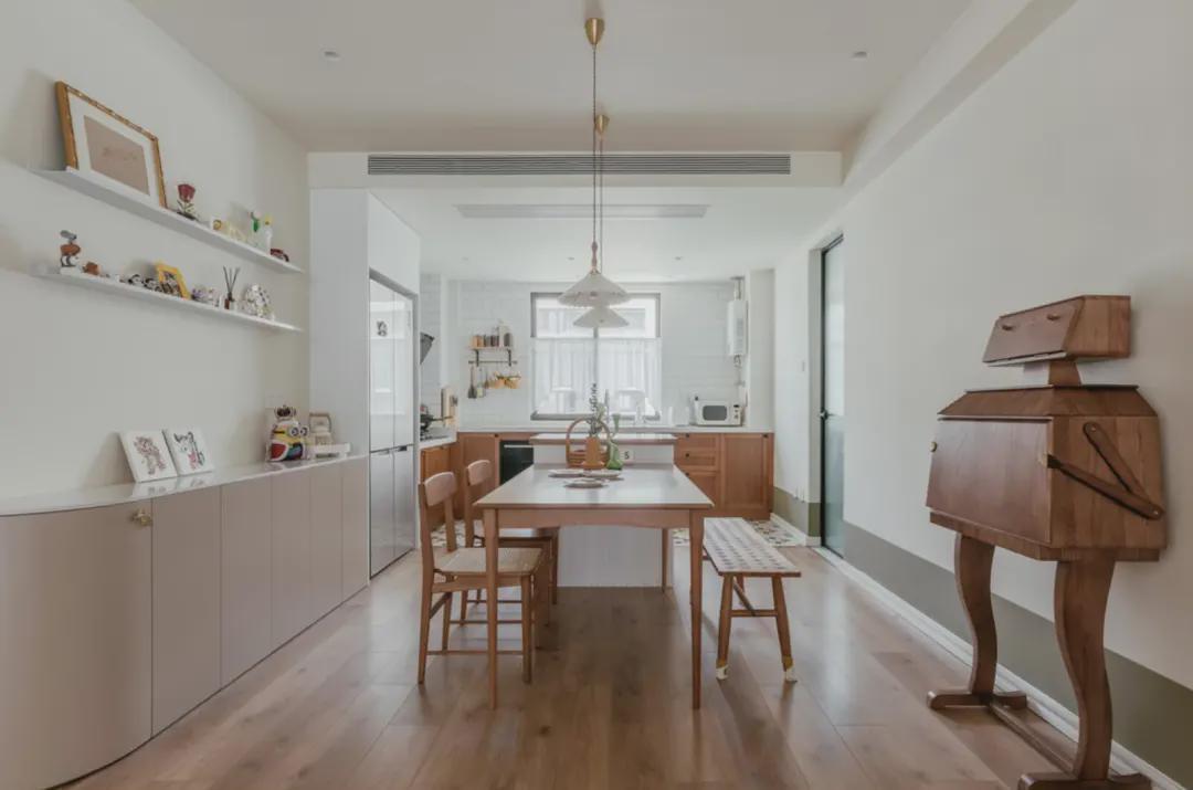 客厅|家里收纳位置少,建议墙体做错位处理,完工后既实用又显气质