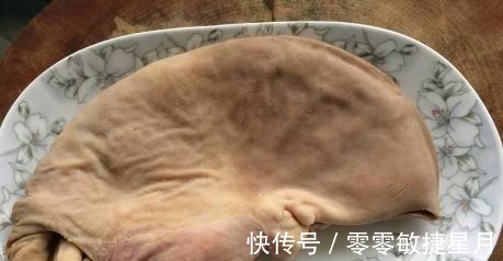 洗猪肚，有人加盐有人加醋都不对，大厨教你这样洗，干净无腥味！