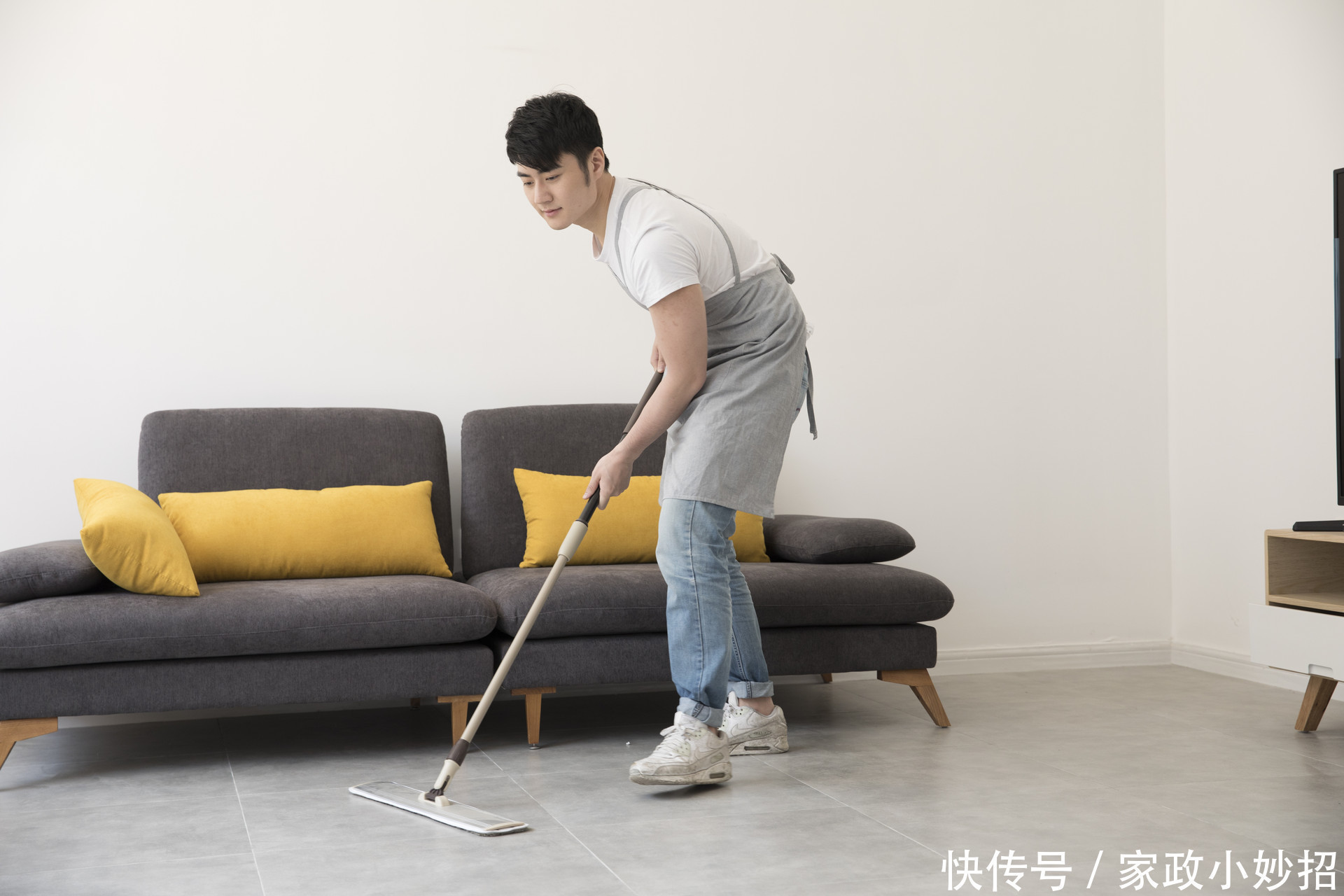 肥皂水|天天扫地,为什么地板还是脏?教你几招,一周不扫也干净