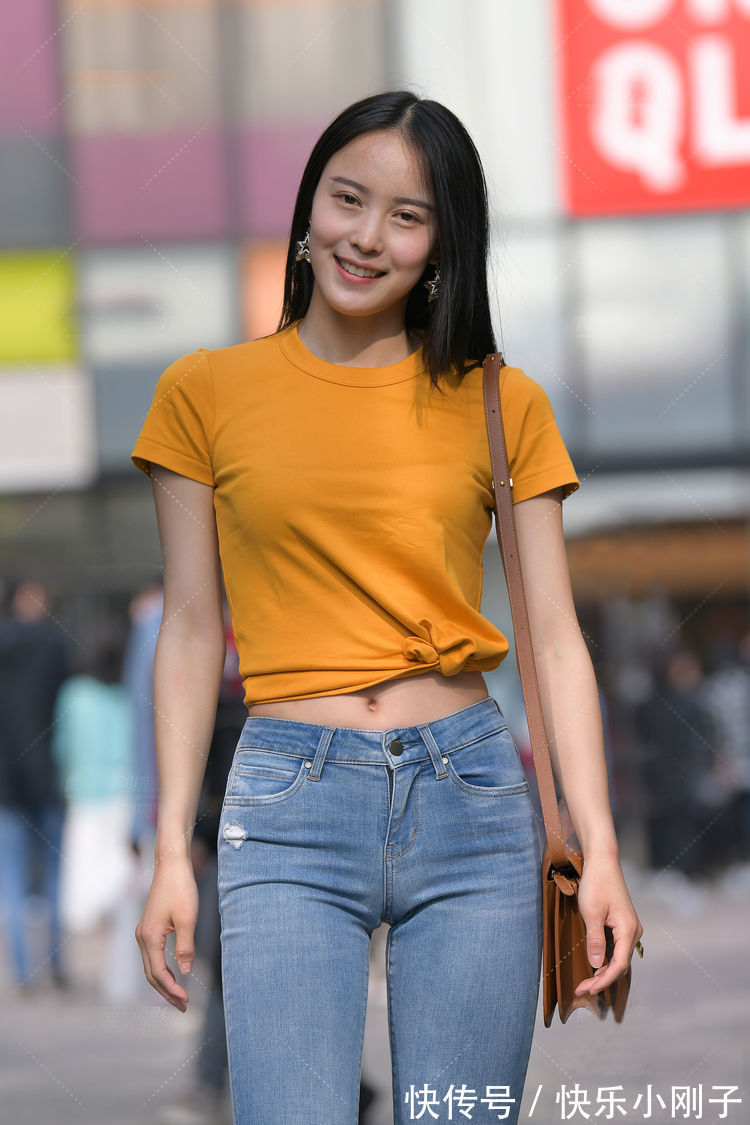 牛仔裤 低腰牛仔裤穿出好身材,彰显出年轻的美和活力,尽显十足女性气息