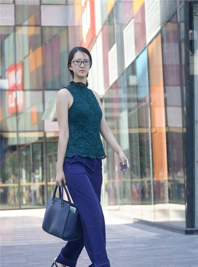 搭配|有一种简约的高跟鞋, 一字带款式, 还是要注意服装搭配才更美