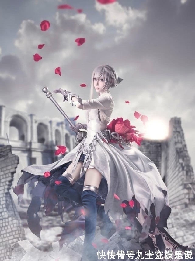 美成|白雪姬殿堂级cos,小姐姐美成手办,网友:P图师厉害了!