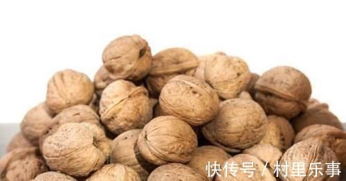 苹果|它是天然的“安眠药”,每天坚持吃一点,可能会与失眠说“拜拜”