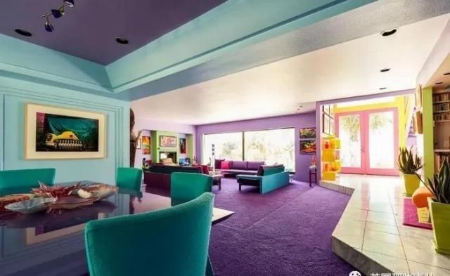 色彩|美国艺术家把自家改造成彩虹屋这色彩,意外的辣眼好看啊