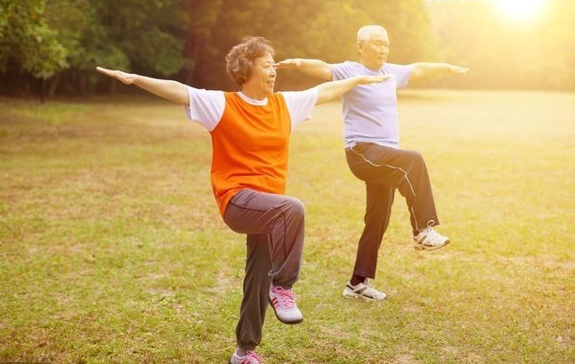国家药监总局|老年人怎么养生才长寿医生提醒这3大误区不要碰,很多人中招