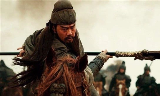 偷袭|关羽被杀,真的只是因为孙权偷袭吗?其实还有一个更重要因素