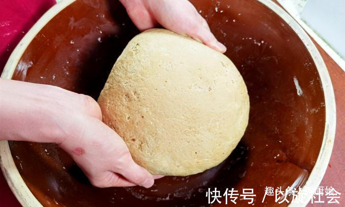 面粉|面粉别蒸馒头了,试试新做法,松软香甜,营养好消化,孩子特爱吃
