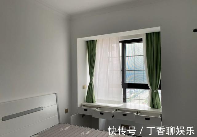 红灰|不会装修的朋友看过来，全屋网红灰，悬空电视墙，流行又好看