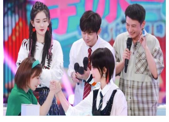 《快乐大本营》停播,频繁被曝黑料,新节目接档主持人只剩何炅